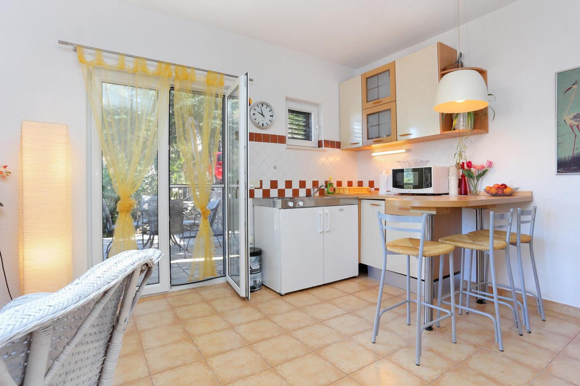 Apartments By The Sea Okrug Donji, Ciovo - 12502 Okrug Gornji Room photo