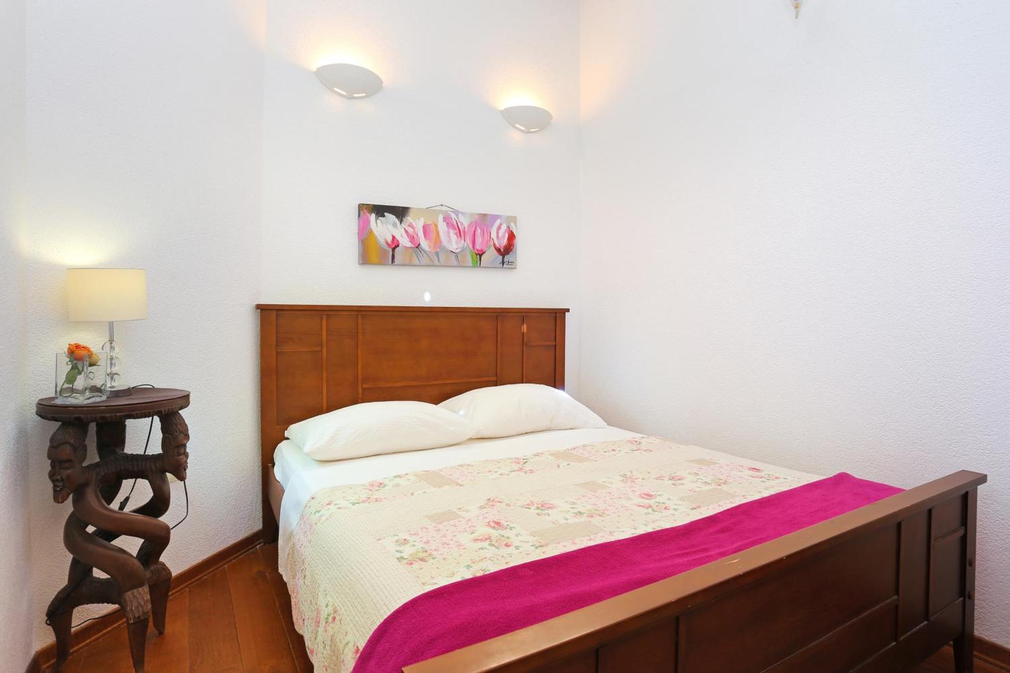 Apartments By The Sea Okrug Donji, Ciovo - 12502 Okrug Gornji Room photo