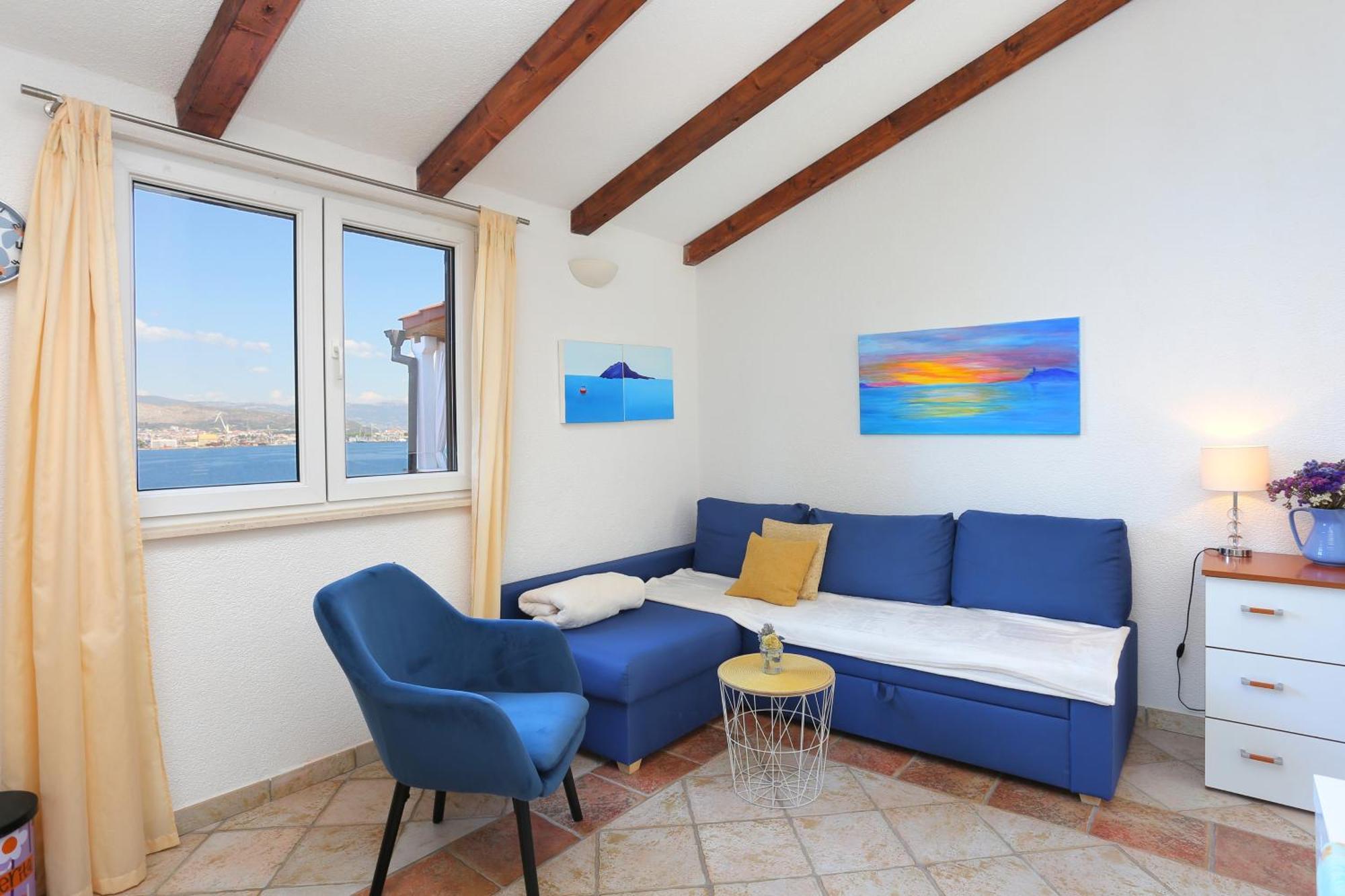 Apartments By The Sea Okrug Donji, Ciovo - 12502 Okrug Gornji Room photo